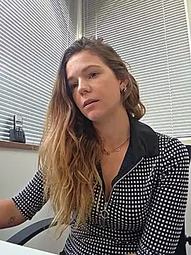 lucie_mehott live sex cam