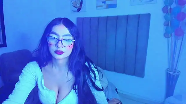 britanny_jones1 live cam on StripChat