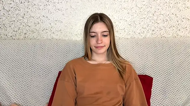 Shinin_Robi live cam on StripChat