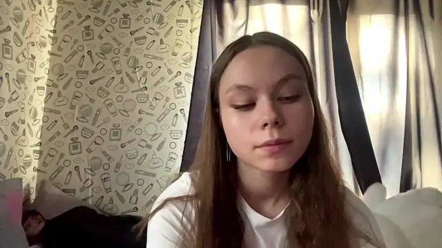 SunkShigella live cam on StripChat