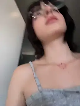 MikaScarlet live sex cam