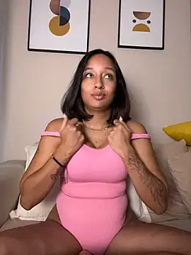 DianaHopson live cam on StripChat