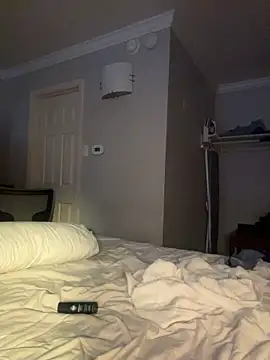 N1NALucci live sex cam
