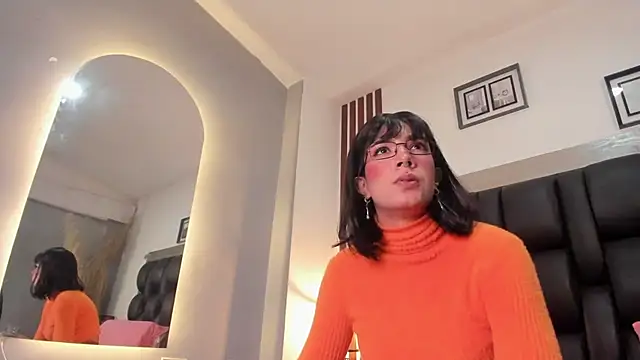 dalhia_and_hades live sex cam