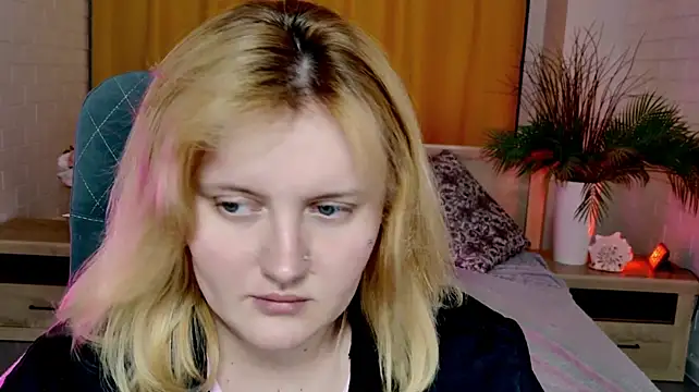 KathyBriggs live sex cam