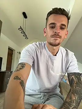 Huge_cock22cm live sex cam