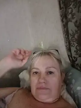 Mayya4321 live sex cam