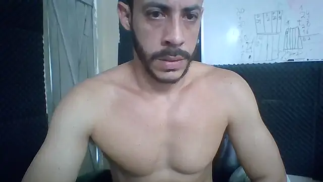 MachoScorpionCaralho live sex cam