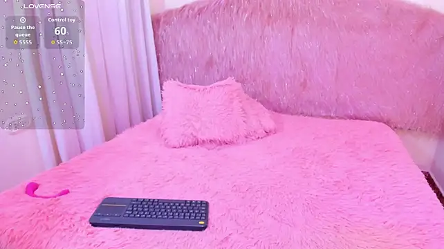 Skarlet_Ruiz_ live sex cam