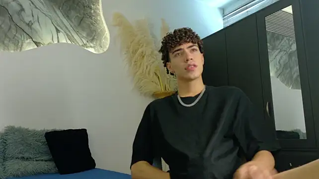 Monyel_Blake live cam on StripChat