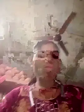 kajal66RR live cam on StripChat