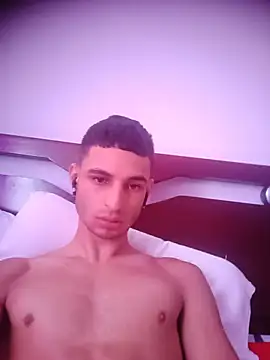 Juanpablo2613 live cam on StripChat