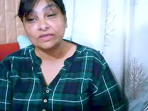 Indiansweetness77 live sex cam
