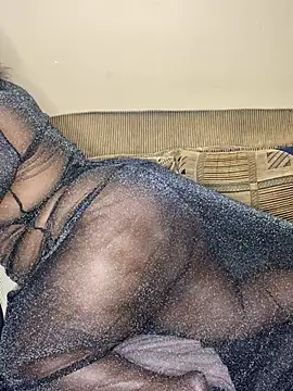amandious (F milf) - Push u biggest ass to move to New place