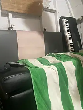 Haztogo4me live sex cam
