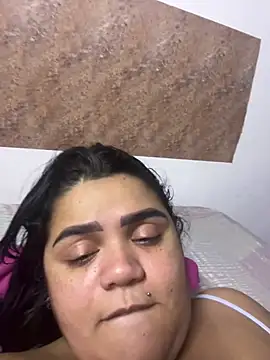 MorenaCariok live sex cam