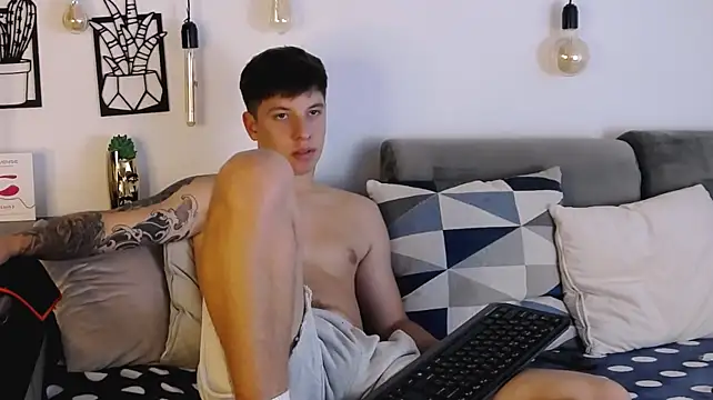 ThomasEdisonn live cam on StripChat