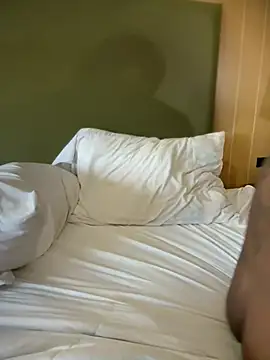 QHefner52 live sex cam