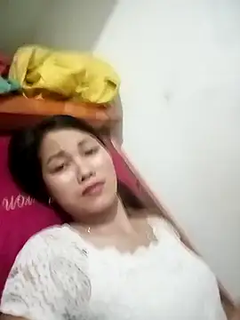 Suly-sweet live cam on StripChat