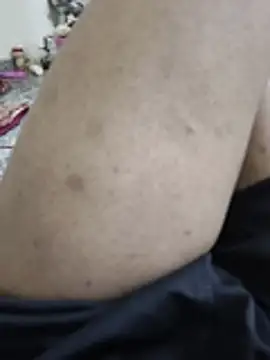 12ashujii live cam on StripChat