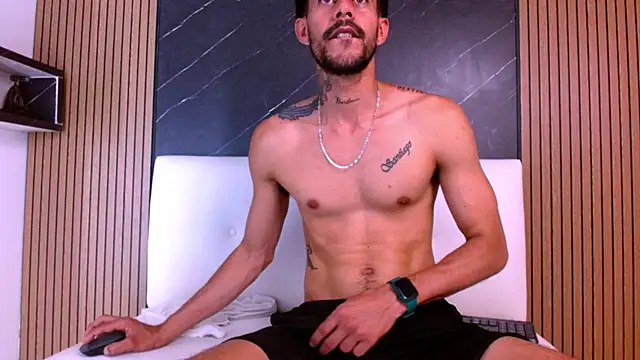 Leo_vesper1 live cam on StripChat