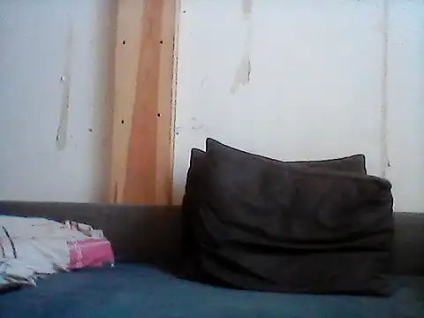 Milana38 live cam on StripChat
