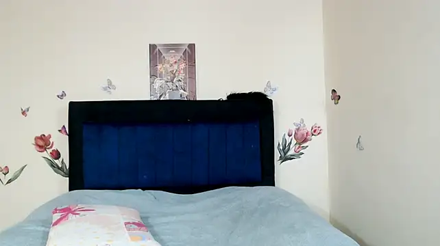 ANDRYXS100 live cam on StripChat