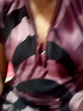 hottyroyp live cam on StripChat