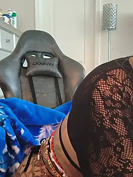 butterflybootyy live sex cam