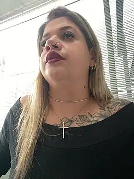 kahreal live sex cam