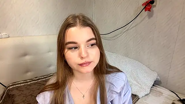 LiviaSmelser live cam on StripChat