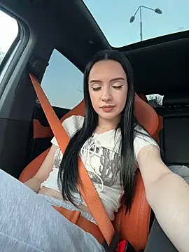 flora_off live sex cam