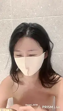 gumi_0418 live sex cam