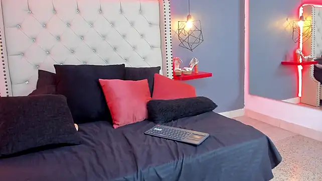 susangoald live sex cam