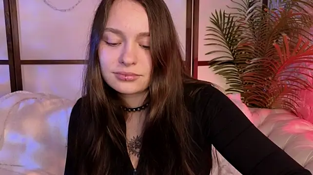EffyGoddess live sex cam