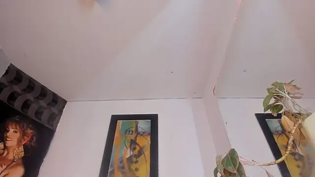 Eyleen_Santos live sex cam