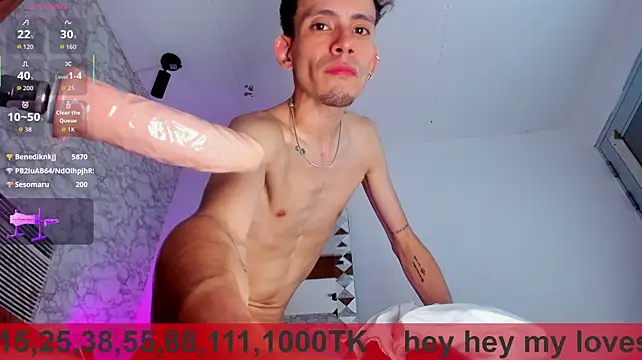 ValentinoMoreti live sex cam