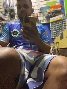 Sheik_z_o live cam on StripChat
