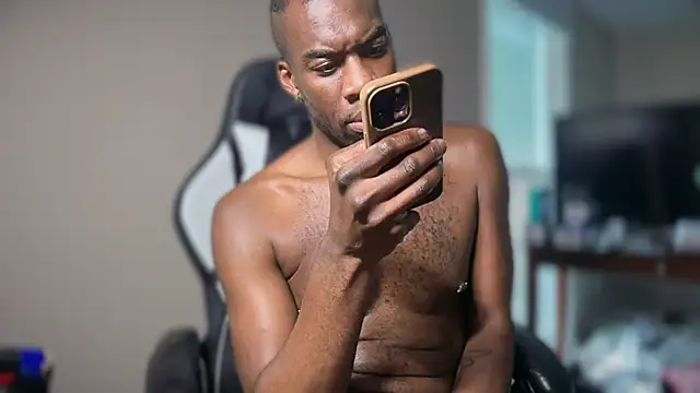 phatbootyndik (Ask my age) - Make me cum from my pussy