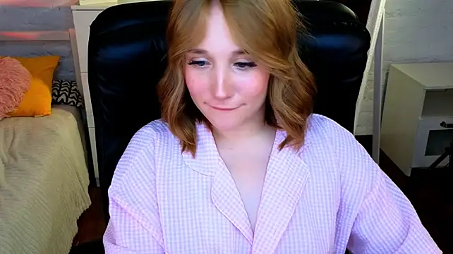 AliceTrenton live sex cam