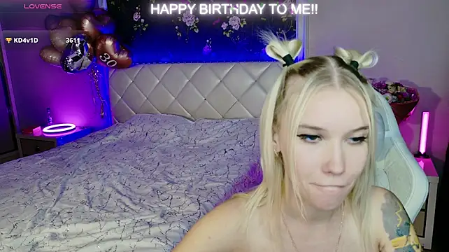 NaomiHita live sex cam