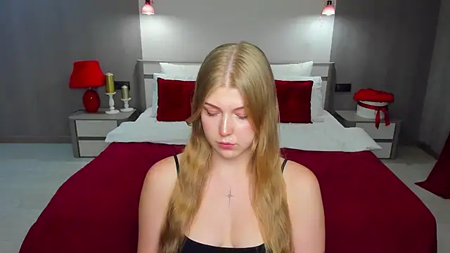 Stella_Light live cam on StripChat