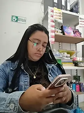 Outdoors-Mia_Khalifa live sex cam