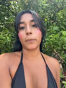 SaryJonex live cam on StripChat