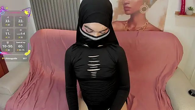 Candy_Noor live cam on StripChat