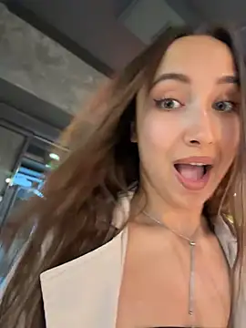 ICrazyOneIRL live cam on StripChat