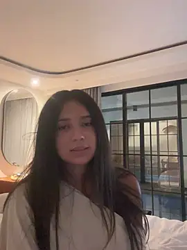 Lolafontaine2008 live cam on StripChat