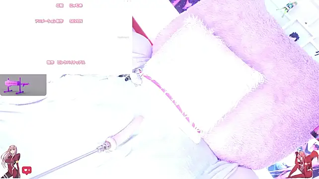 Kira-- live sex cam