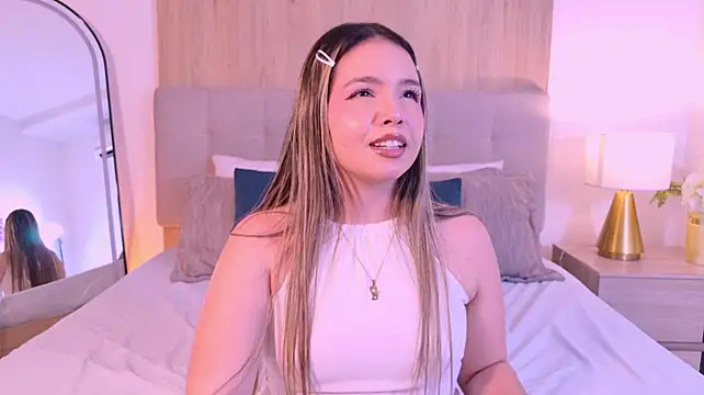 AngelRoussy live sex cam