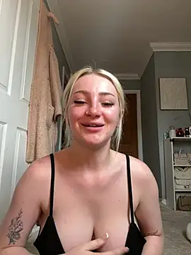 BlondieMbaddie